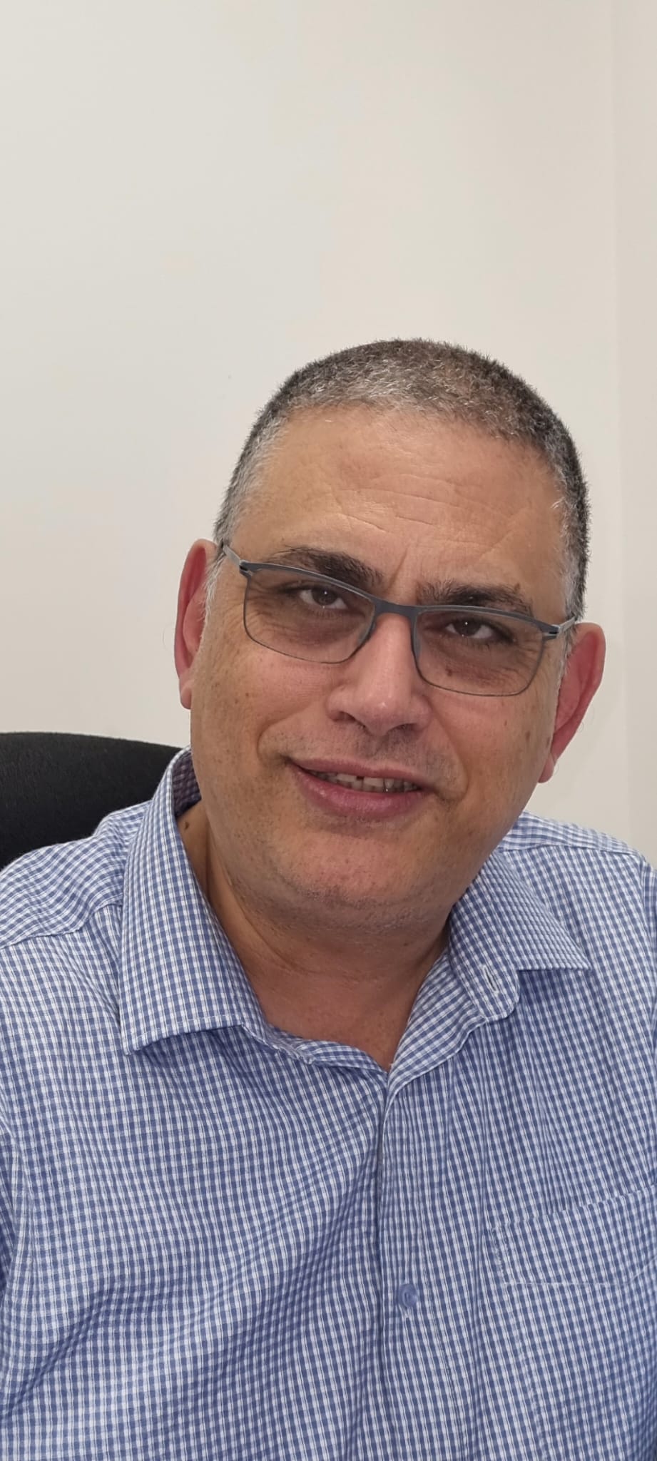 רונן ניסן, סמנכ"ל בכיר, 
